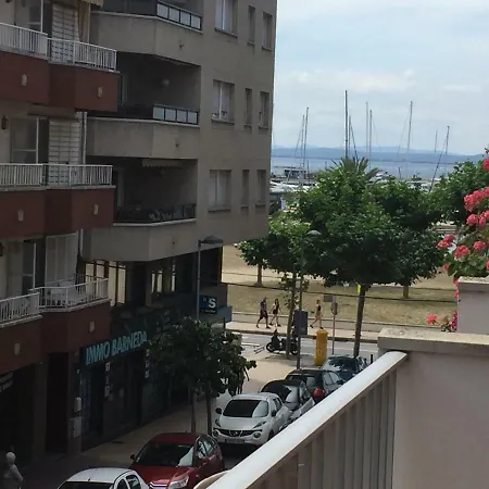 Apartament La Punta Ii * Roses